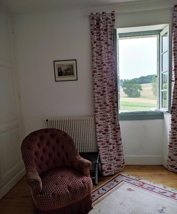 Le Logis Du Pradet Bed & Breakfast Moncrabeau Eksteriør bilde